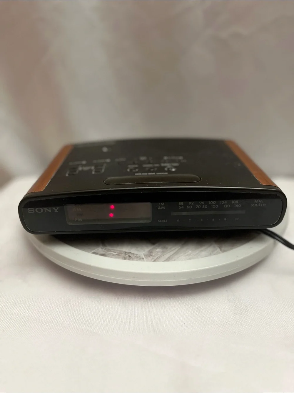 Vintage Sony Dream Machine ICF-C420 Dual Alarm AM/FM Clock Radio Woodgrain